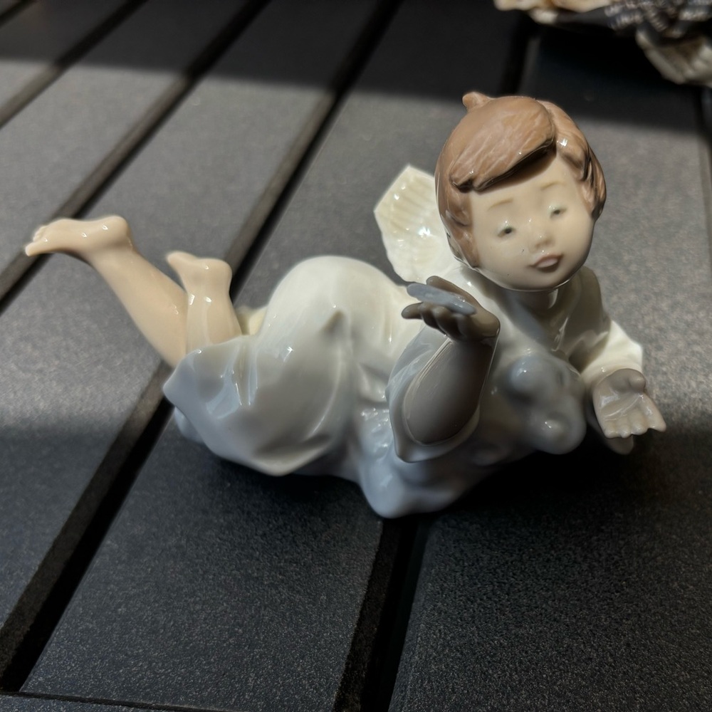 Lladro Angel Figurine making a wish